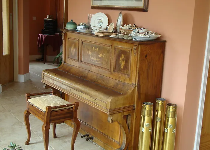 Bed & Breakfast Clifford House